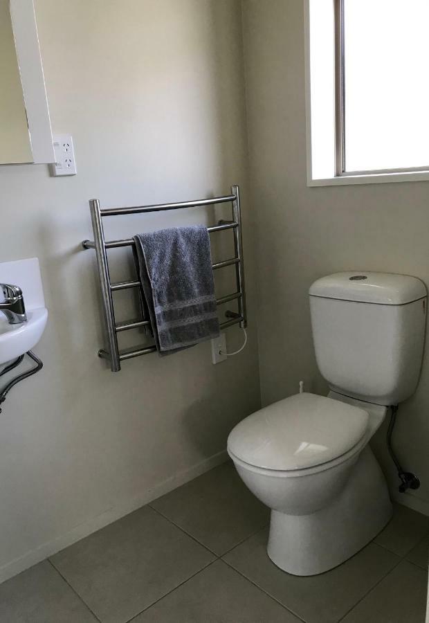 Christchurch City Fringe Family Home Modern Private Room Extérieur photo